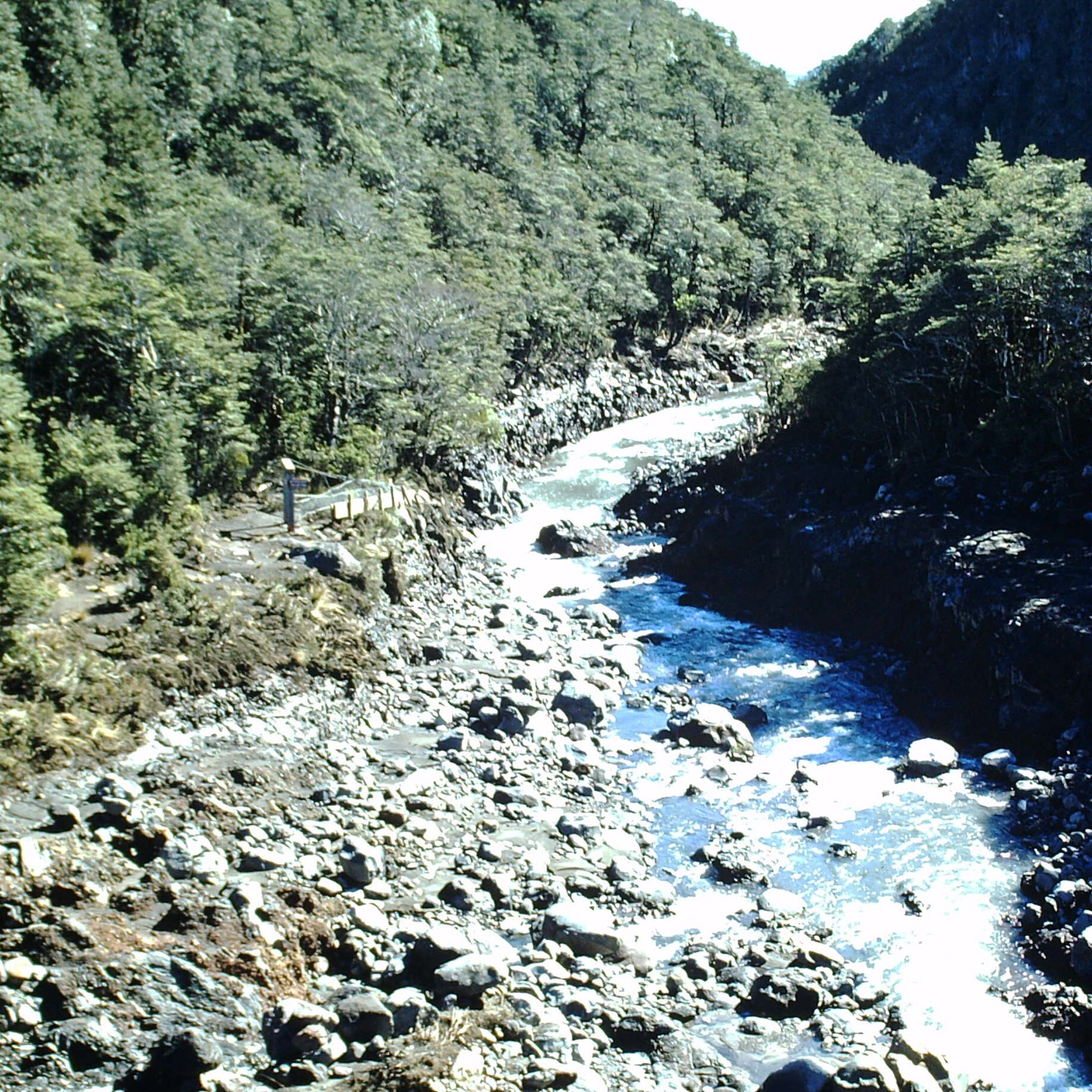 Lahar at Whakapapanui Stream May 1975