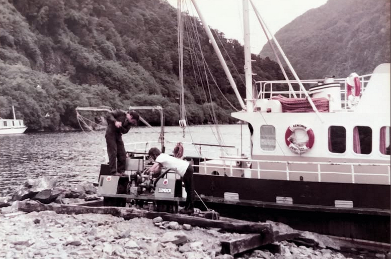 MV Renown-Fiordland National Park