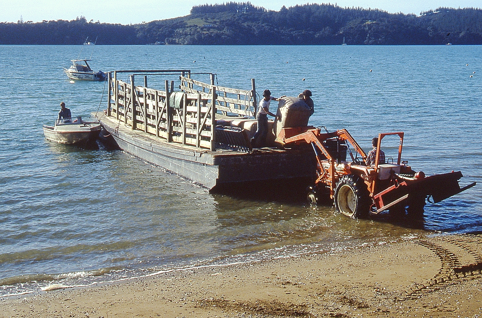 Unloading Urupukapuka Island wool bales, Parekura Bay, Bay of Islands