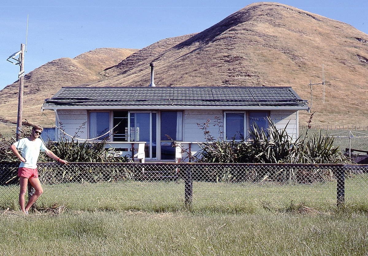 Cape Kidnappers ranger's cottage 1987