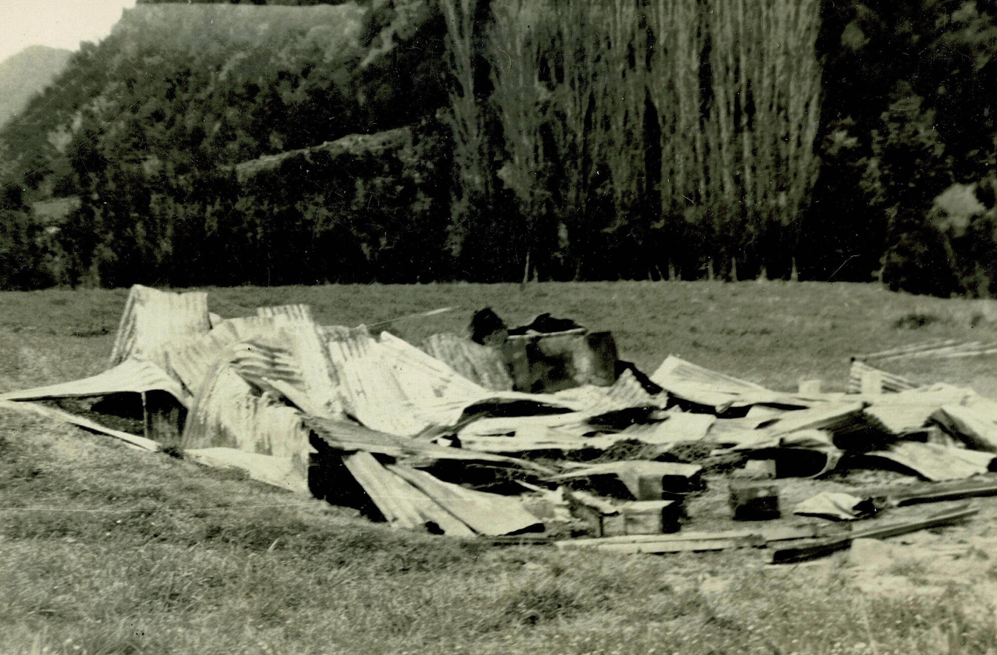 Tawhiwhi hut - Te Urewera National Park1968