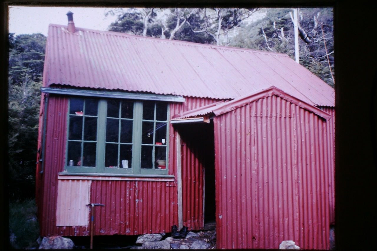 Old Waimakariri Hut: Arthur's Pass National Park
