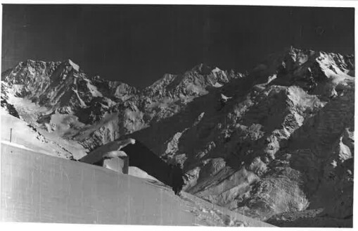 Tasman Saddle Hut: Aoraki National Park