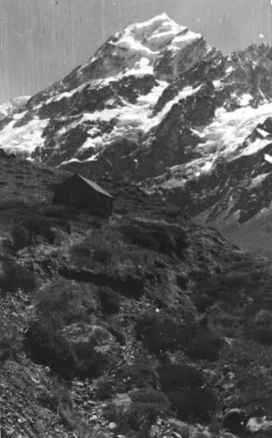 Hooker Hut move uphill: Aoraki Mount Cook National Park