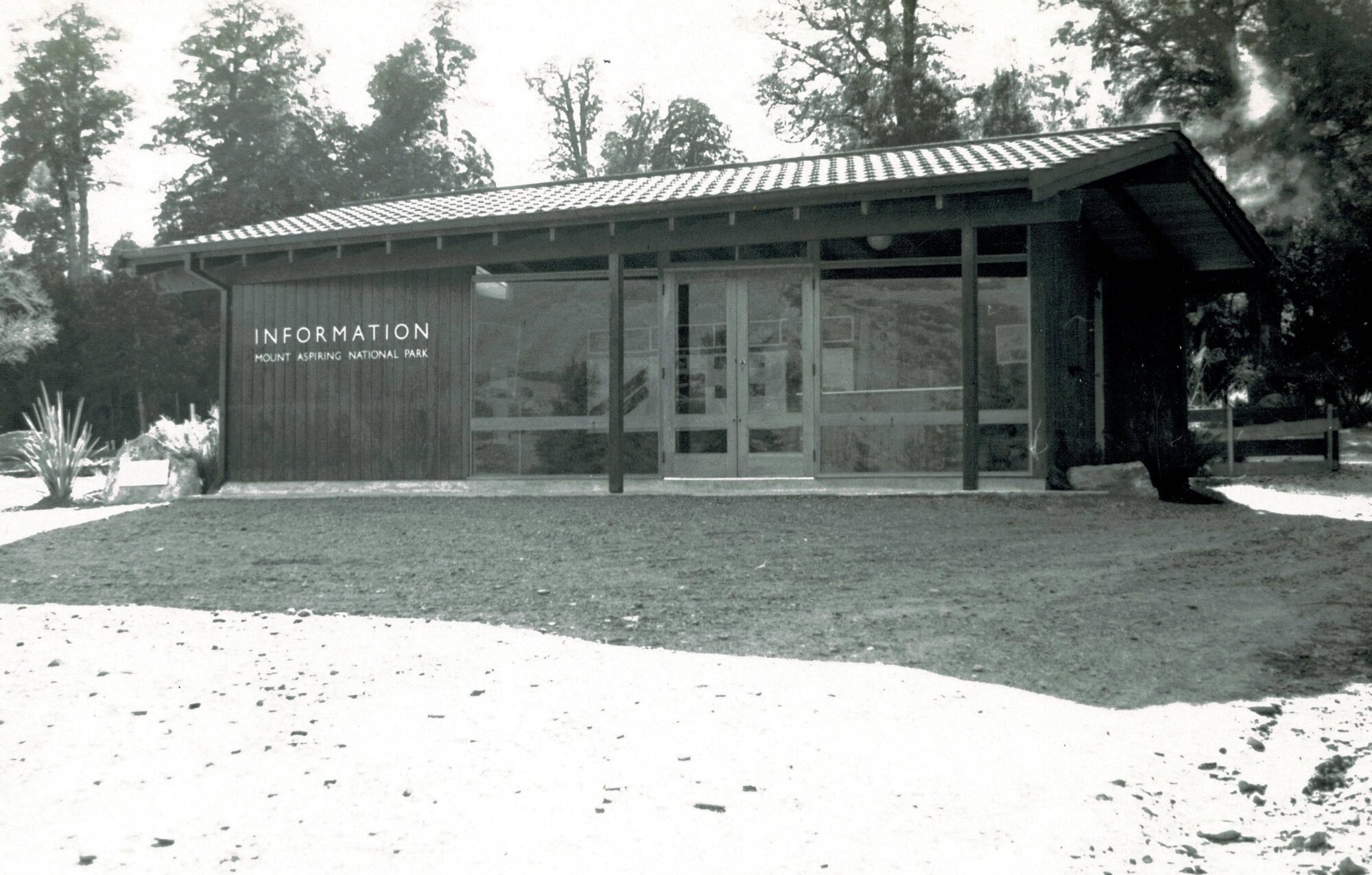 Ranger Station, Makaroa: Mount Aspiring National Park