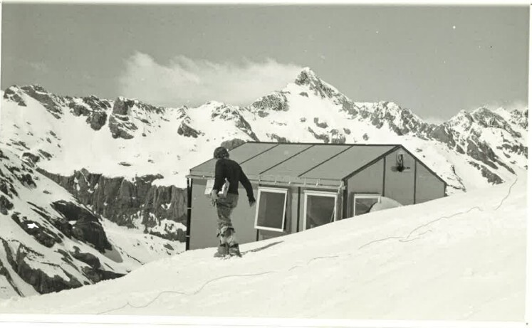Murchison Hut 1977: Aoraki Mount Cook national Park