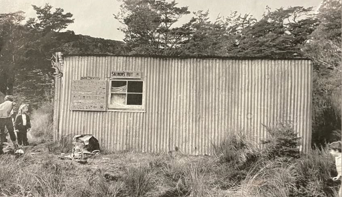 The first Whakapapa-iti hut: Tongariro National Park