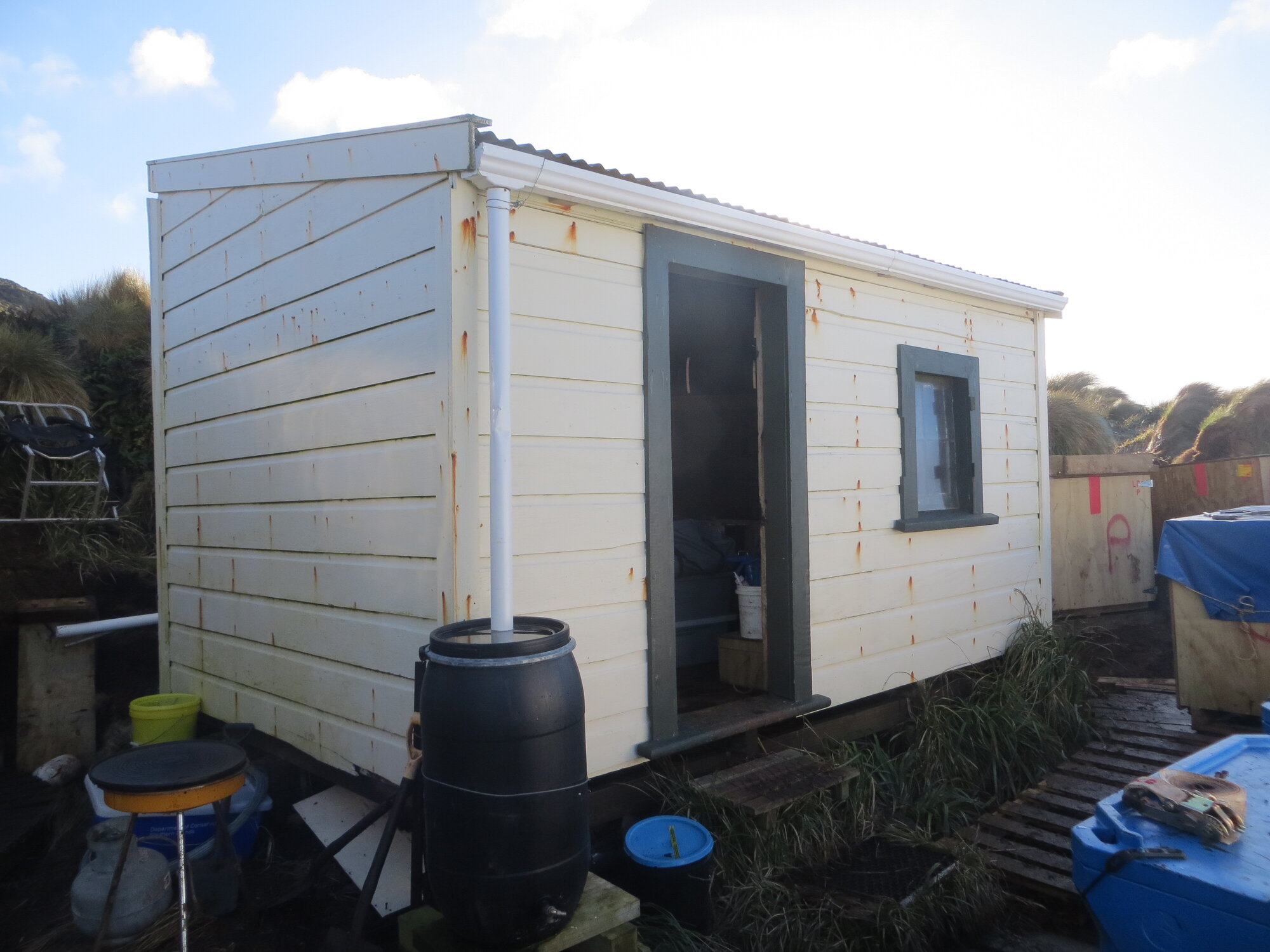 Castaway Hut, Antipodes Islands, 2016