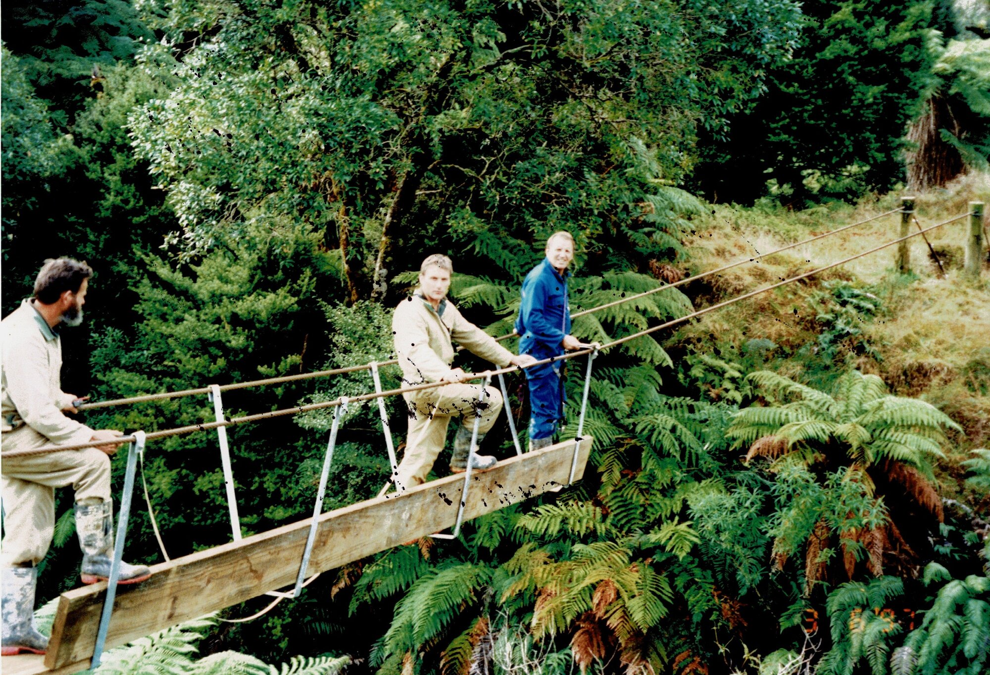 Swing bridge over the Moki River: Taranaki Land District