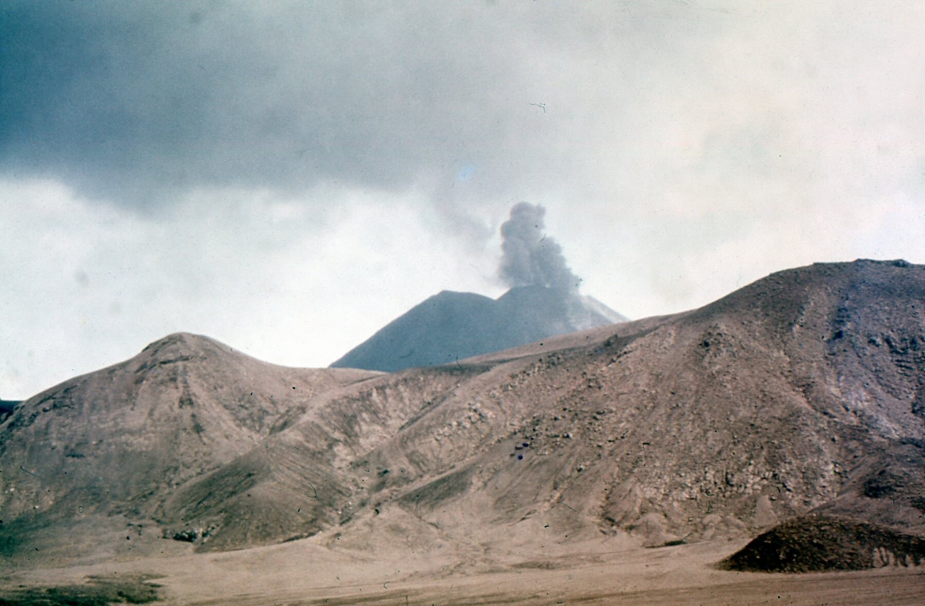 Mount Ngauruhoe 1975