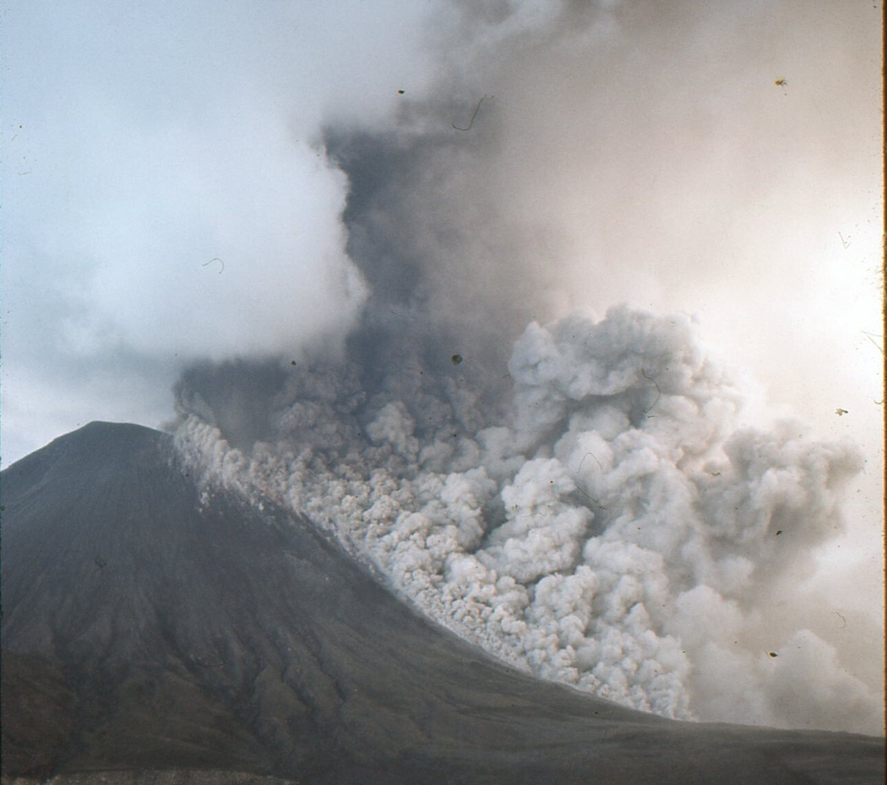 Mount Ngauruhoe 1975