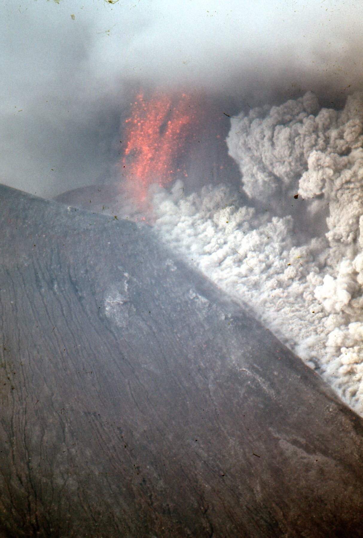 Mount Ngauruhoe 1975