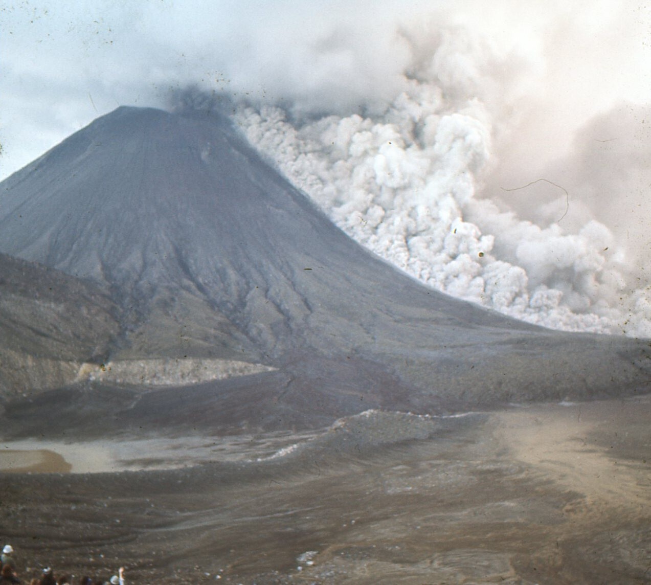 Mount Ngauruhoe 1975