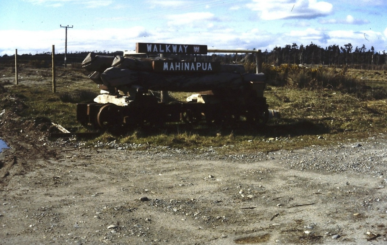Image 6: Mahinapua Walkway, Ruatapu road end
