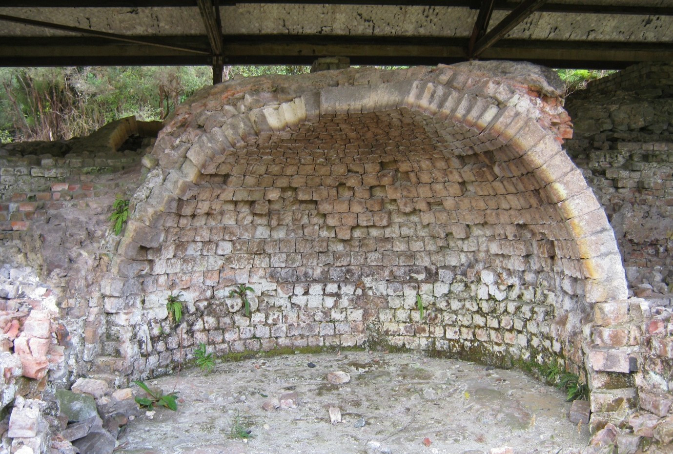Image 14: Coke oven interior