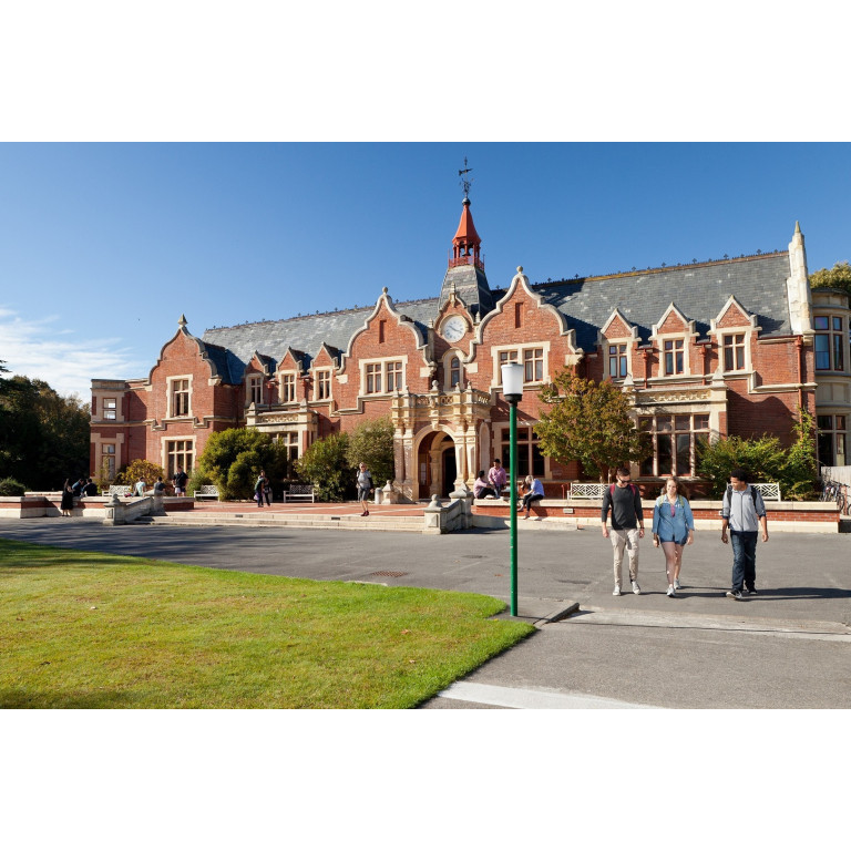 Lincoln College / University