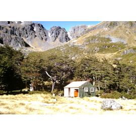 Upper Travers Hut: Nelson lakes National Park