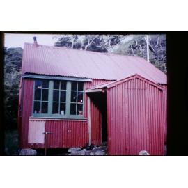 Old Waimakariri Hut: Arthur's Pass National Park