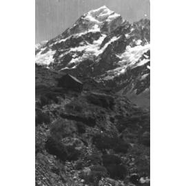 Hooker Hut move uphill: Aoraki Mount Cook National Park