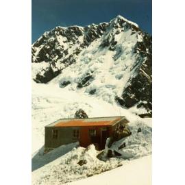 Plateau Hut: Aoraki Mount Cook National Park