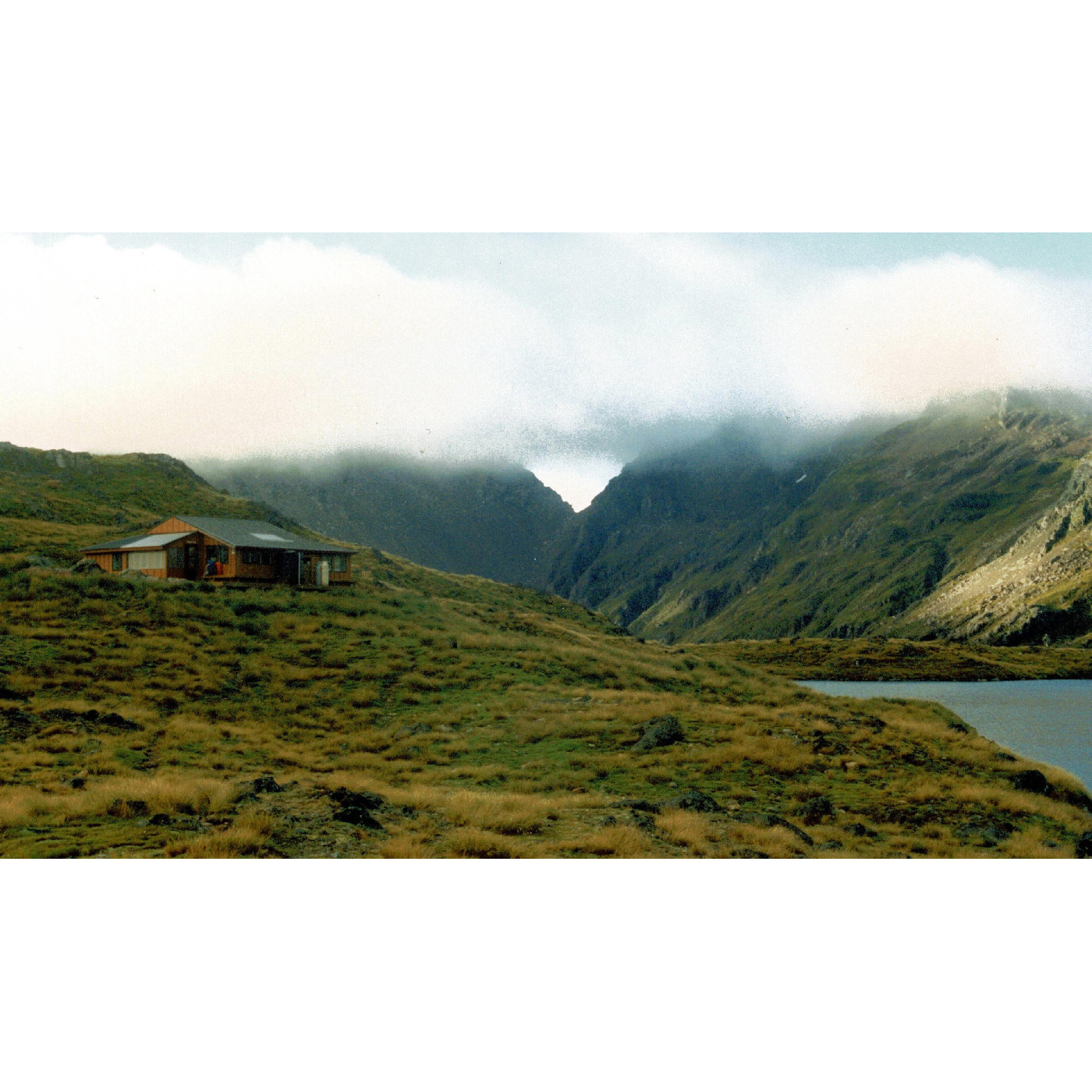 Huts and Lodges: Nelson Lakes National Park