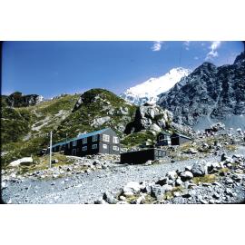Ball Hut: Aoraki Mount Cook National Park