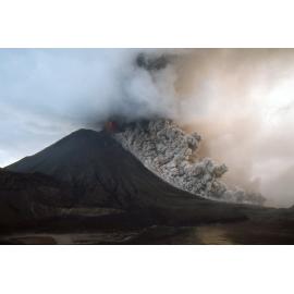 Mount Ngauruhoe 1975