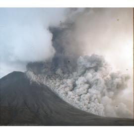 Mount Ngauruhoe 1975