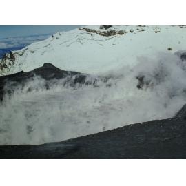 Crater Lake Mt Ruapehu May 27 1975 eruption