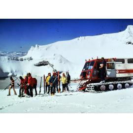 Snow Cat at Crater Lake Mt Ruapehu