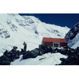 Gardiner Hut: Aoraki Mount Cook National Park