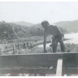 Wally building Waiopoa hut: Te Urewera National Park