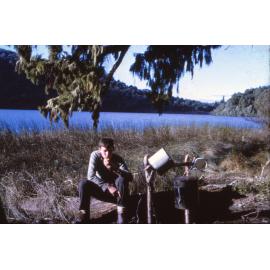 Lake Rotopounamu in Pihanga Reserve: Tongariro National Park